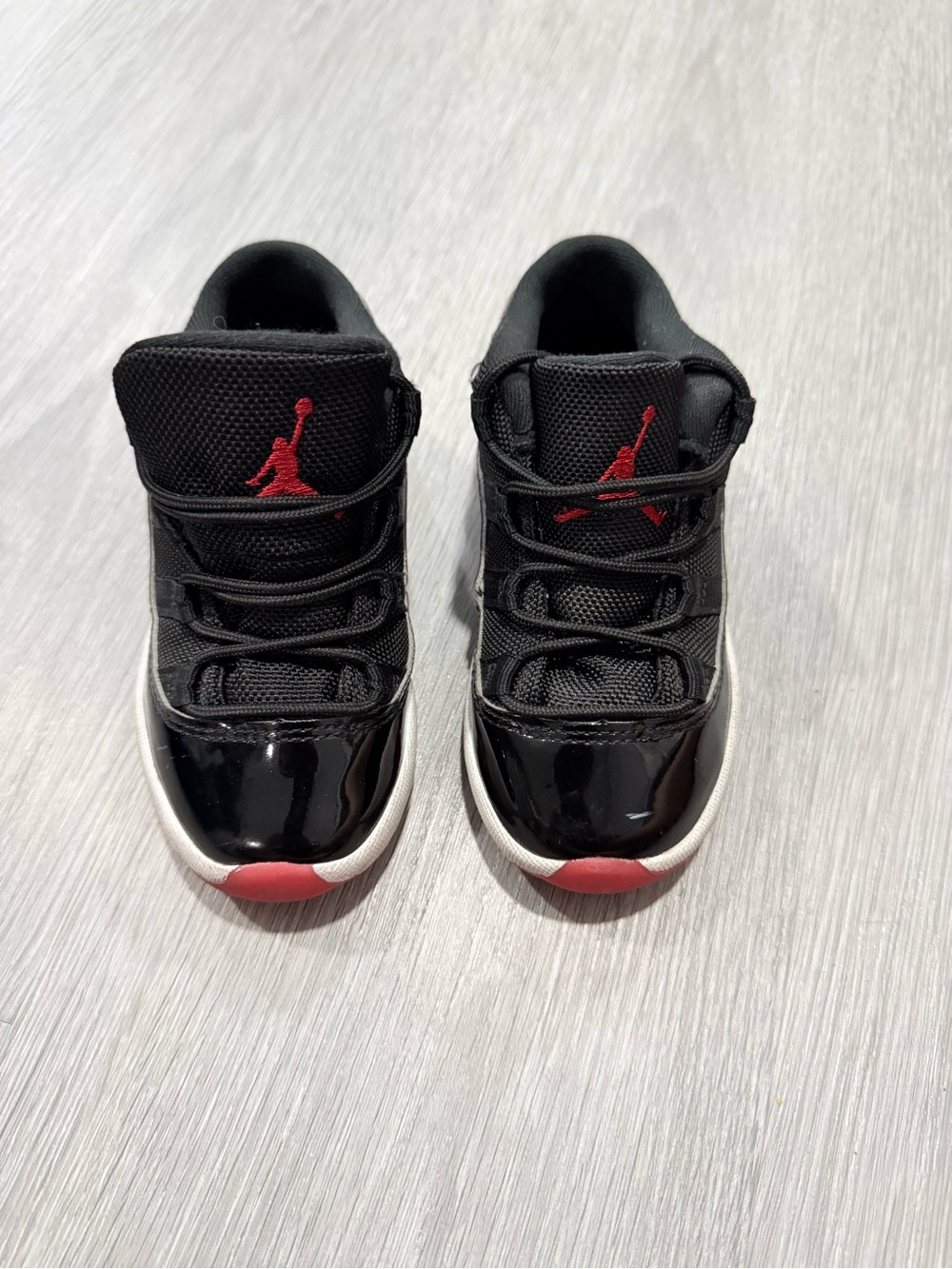 JORDAN 11 RETRO LOW (little kid)